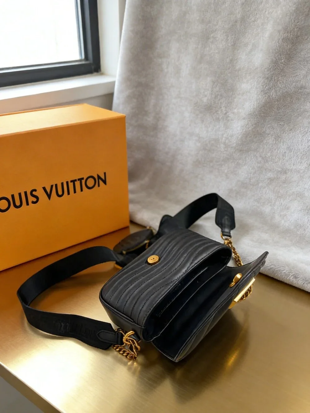 Louis Vuitton Multi Pochette Black Quilted Leather